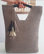 Load image into Gallery viewer, crochet tote creamy brown minx